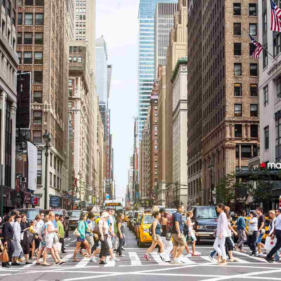 hawksford-corporate-hero-switch_NY-crosswalk_960x960