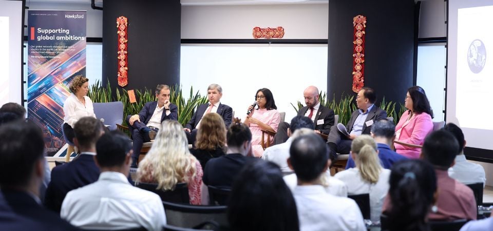 Singapore-market-outlook-panellists